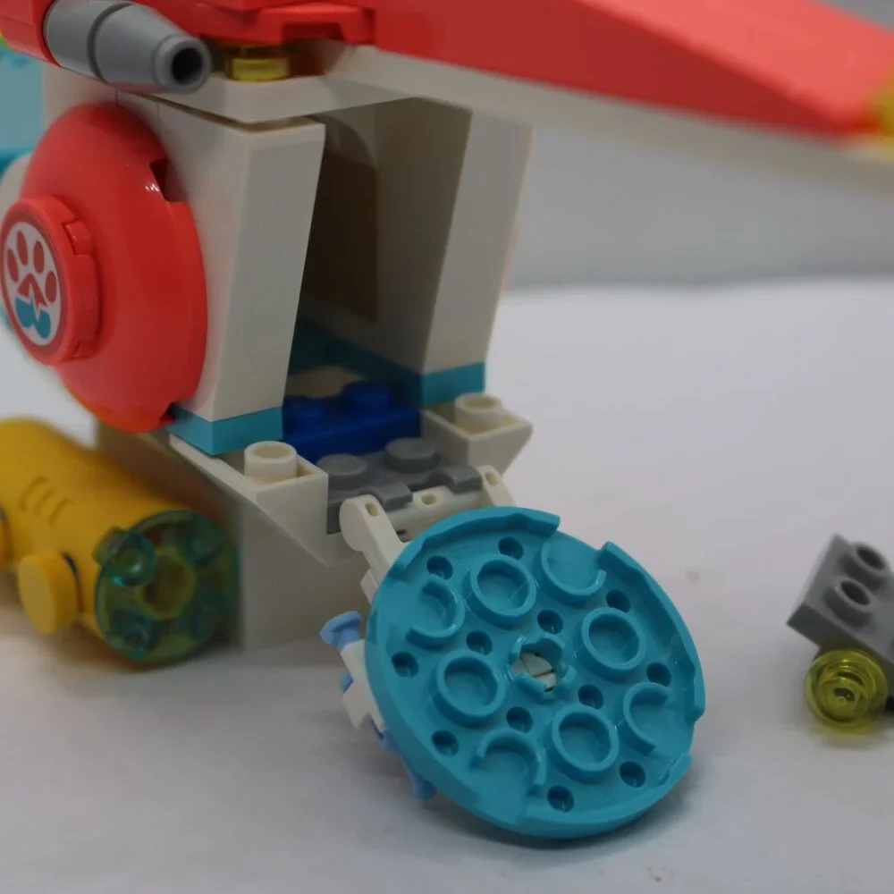 Lego Friends vet clinic rescue helicopter only #41692